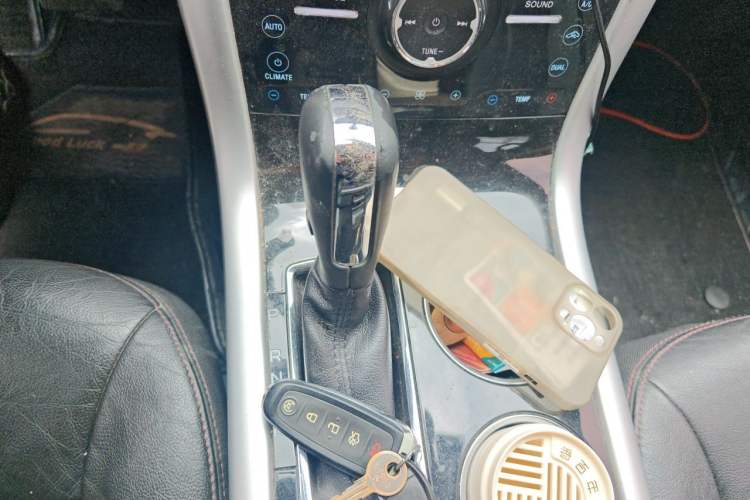 Used Ford Edge 2012 2.0T Zunrui Trim Gear Lever