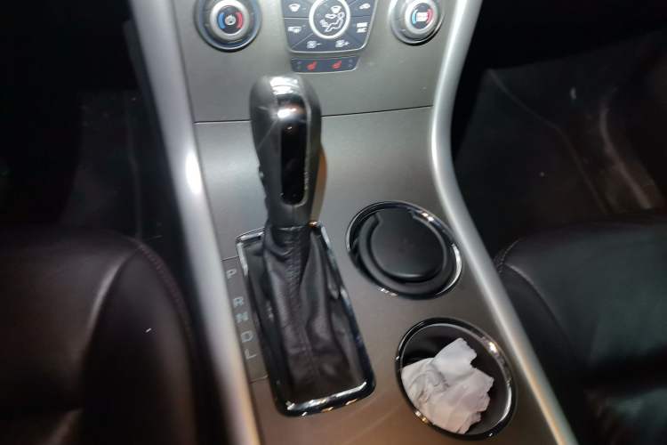 Used Ford Edge 2012 2.0T Elite Sunroof Edition Gear Lever