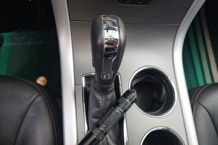Used Ford Edge 2012 2.0T Elite Edition Gear Lever