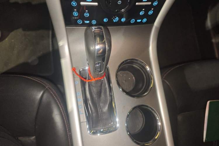 Used Ford Edge 2012 2.0T Elite Sunroof Edition Gear Lever