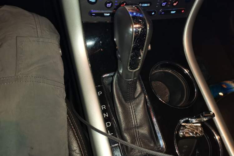 Used Ford Edge 2012 2.0T Zunrui Trim Gear Lever