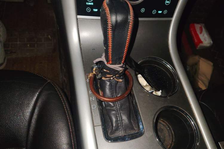 Used Ford Edge 2012 2.0T Elite Edition Gear Lever