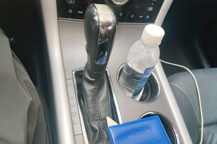 Used Ford Edge 2012 2.0T Elite Sunroof Edition Gear Lever