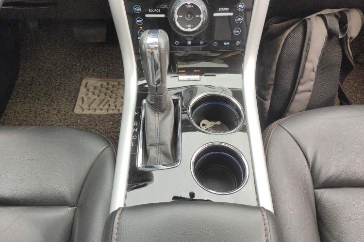 Used Ford Edge 2012 2.0T Zunrui Trim Gear Lever
