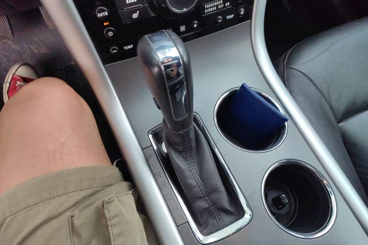 Used Ford Edge 2012 2.0T Elite Sunroof Edition Gear Lever