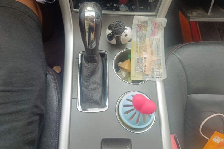 Used Ford Edge 2012 2.0T Elite Sunroof Edition Gear Lever