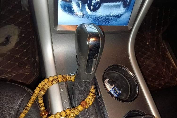 Used Ford Edge 2012 2.0T Elite Sunroof Edition Gear Lever