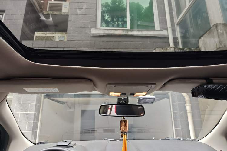 Used Ford Edge 2012 2.0T Elite Sunroof Edition Headliner