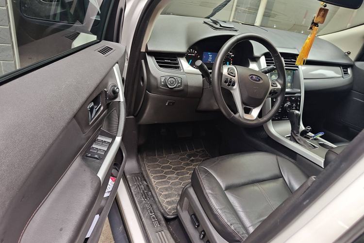 Used Ford Edge 2012 2.0T Elite Sunroof Edition Interior 3