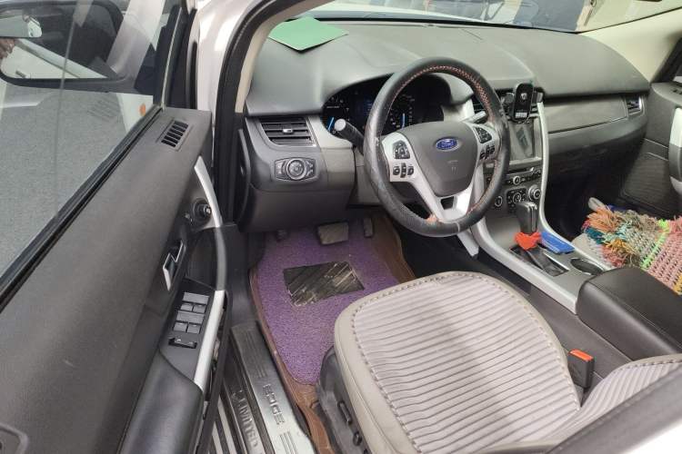 Used Ford Edge 2012 2.0T Elite Sunroof Edition Interior 3
