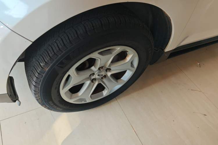 Used Ford Edge 2012 2.0T Elite Sunroof Edition Left Front Wheel Hub