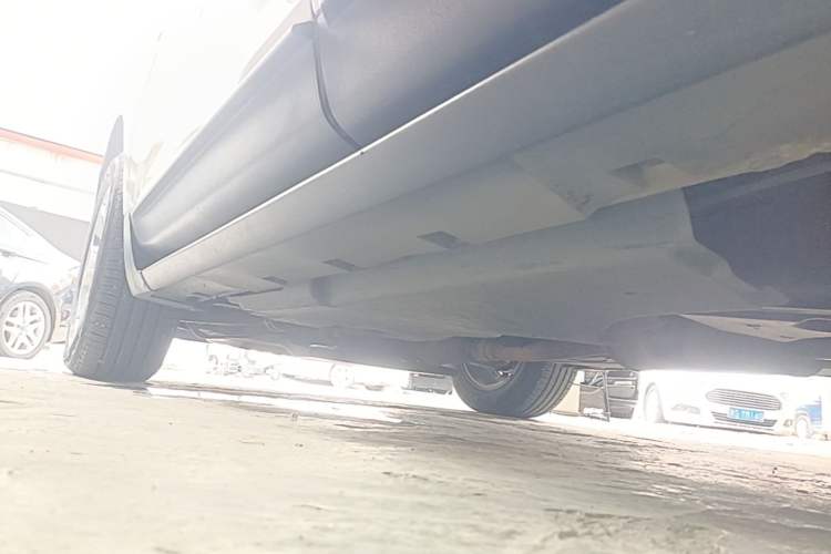 Used Ford Edge 2012 2.0T Elite Sunroof Edition Left Side Sill