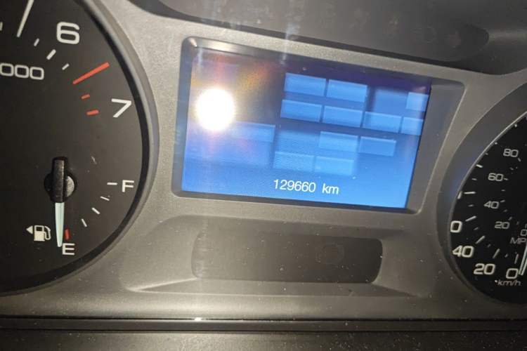 Used Ford Edge 2012 2.0T Elite Sunroof Edition Odometer Close Up