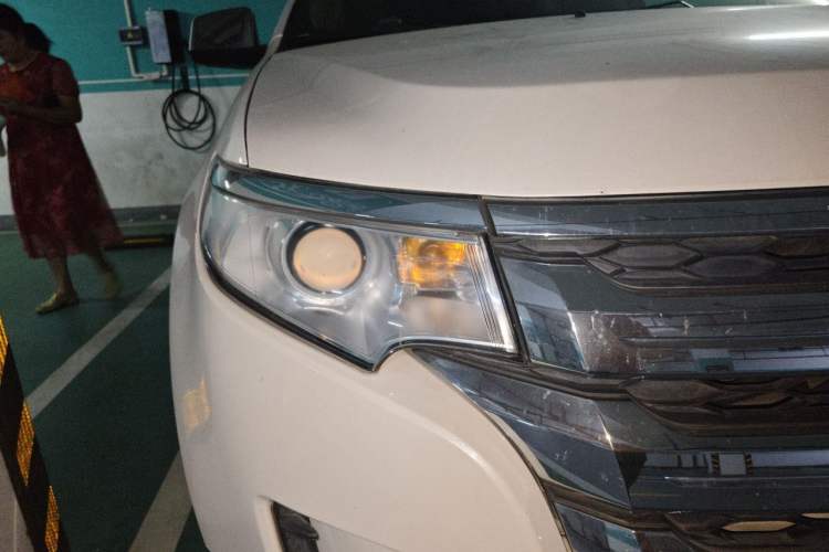 Used Ford Edge 2012 2.0T Elite Sunroof Edition Right Front Headlight