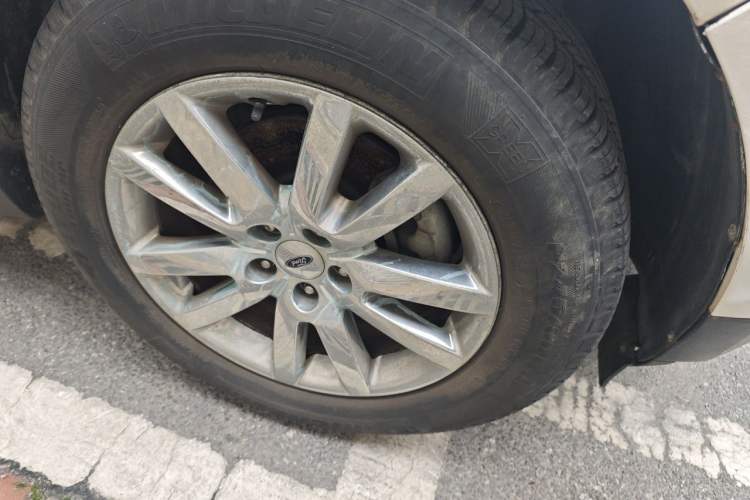Used Ford Edge 2012 2.0T Zunrui Trim Right Front Wheel Hub