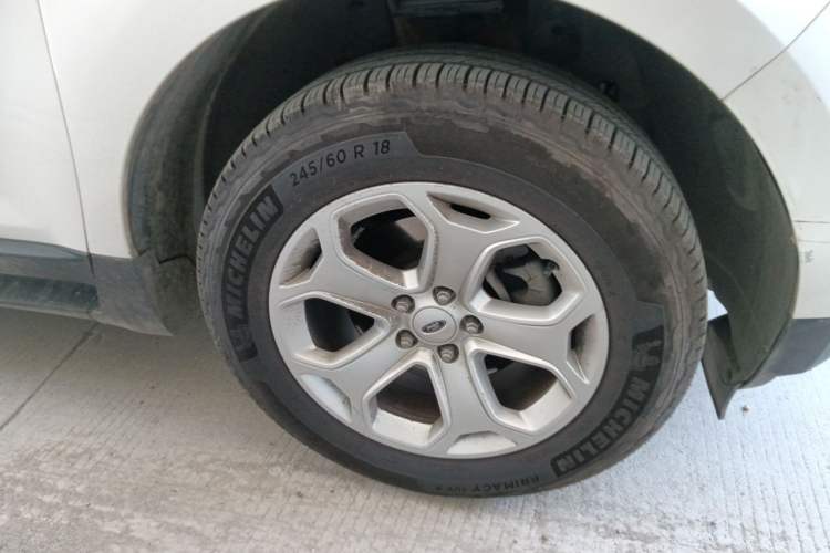 Used Ford Edge 2012 2.0T Elite Edition Right Front Wheel Hub