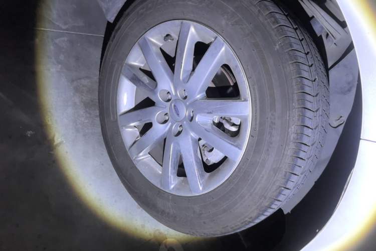 Used Ford Edge 2012 3.5L Zunrui Trim Right Front Wheel Hub