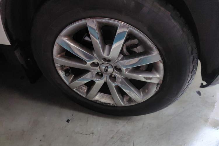 Used Ford Edge 2012 2.0T Zunrui Trim Right Front Wheel Hub