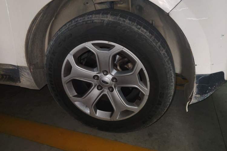 Used Ford Edge 2012 2.0T Elite Edition Right Front Wheel Hub