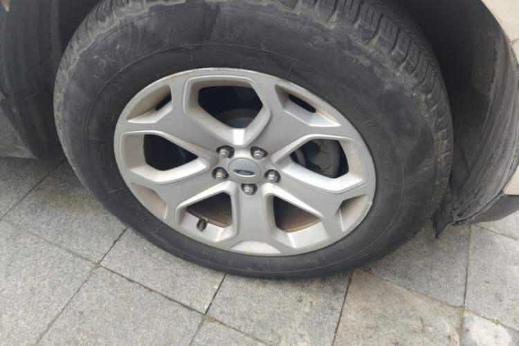 Used Ford Edge 2012 2.0T Elite Sunroof Edition Right Front Wheel Hub