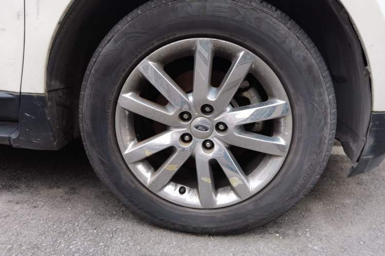 Used Ford Edge 2012 2.0T Zunrui Trim Right Front Wheel Hub