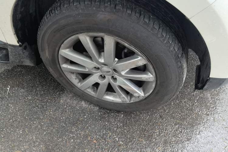 Used Ford Edge 2012 2.0T Zunrui Trim Right Front Wheel Hub