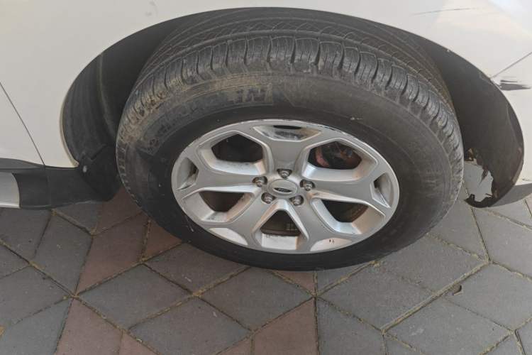 Used Ford Edge 2012 2.0T Elite Sunroof Edition Right Front Wheel Hub
