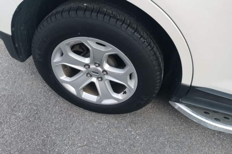 Used Ford Edge 2012 2.0T Elite Edition Right Rear Wheel Hub
