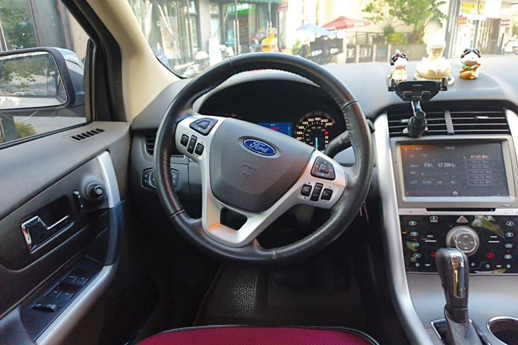 Used Ford Edge 2012 2.0T Elite Sunroof Edition Steering Wheel