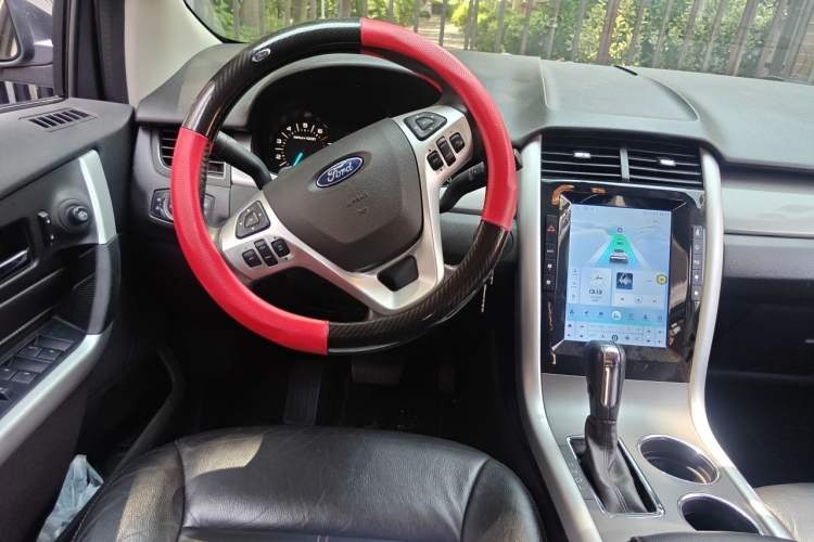 Used Ford Edge 2012 2.0T Elite Sunroof Edition Steering Wheel