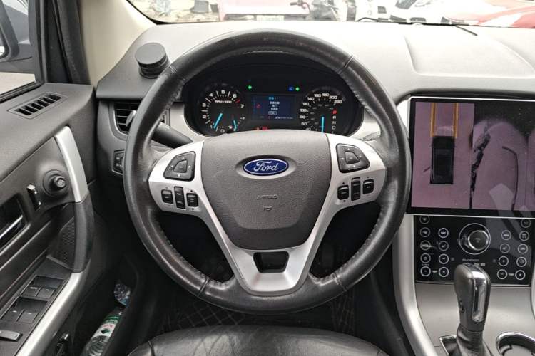 Used Ford Edge 2012 2.0T Elite Sunroof Edition Steering Wheel