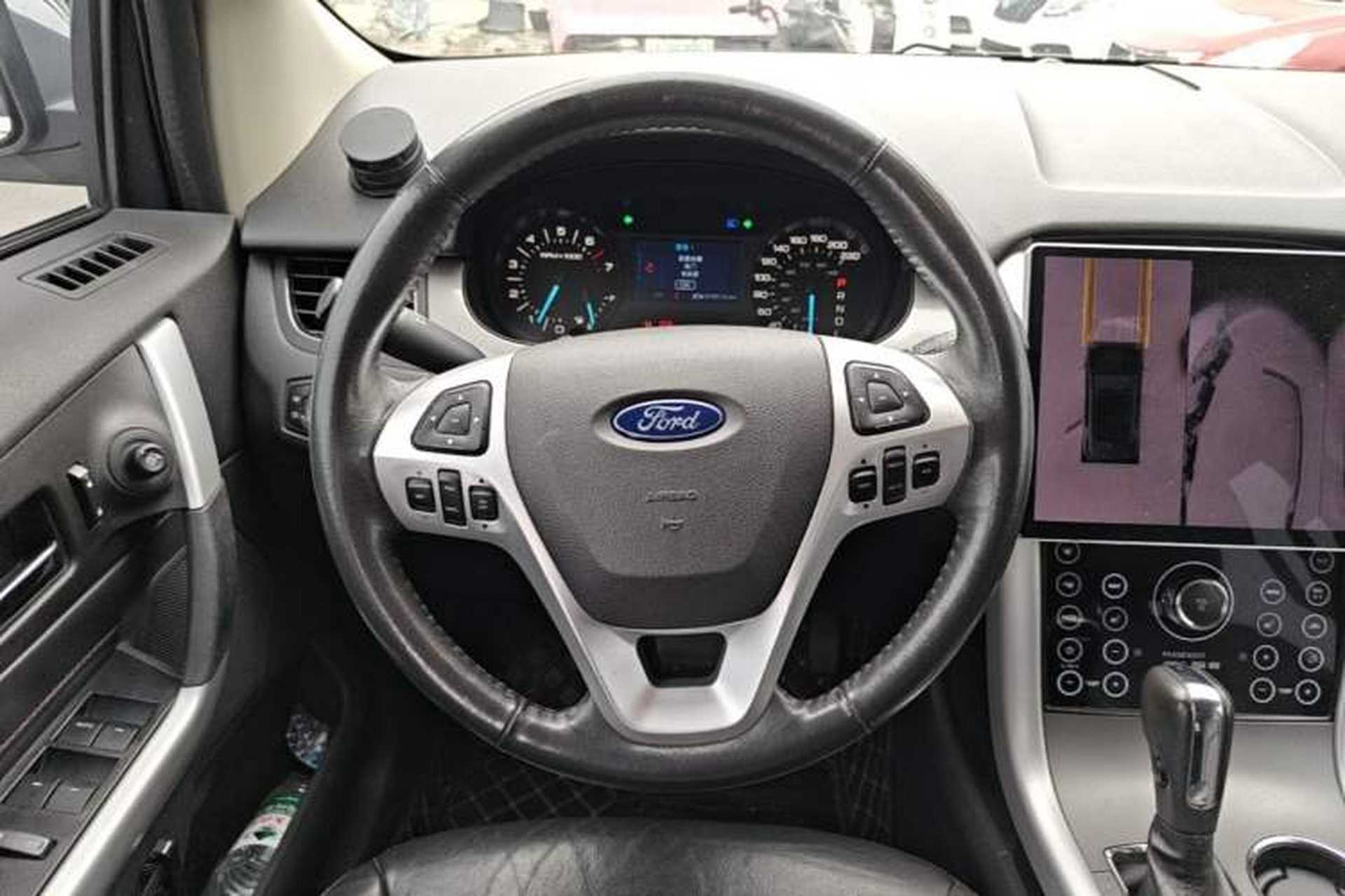 Used Ford Edge 2012 2.0T Elite Sunroof Edition Steering Wheel