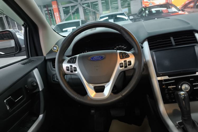 Used Ford Edge 2012 2.0T Elite Sunroof Edition Steering Wheel