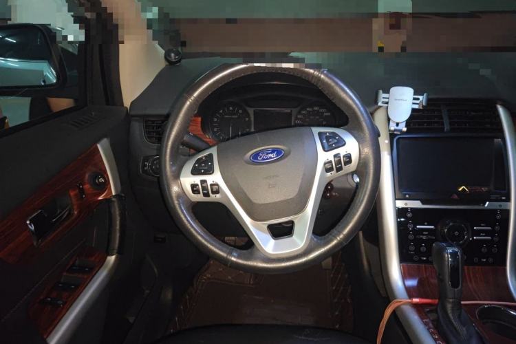 Used Ford Edge 2012 2.0T Elite Sunroof Edition Steering Wheel