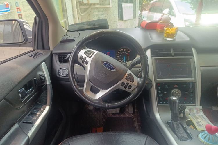 Used Ford Edge 2012 2.0T Elite Sunroof Edition Steering Wheel