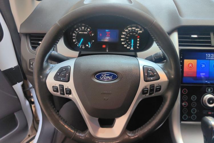 Used Ford Edge 2012 2.0T Elite Sunroof Edition Steering Wheel