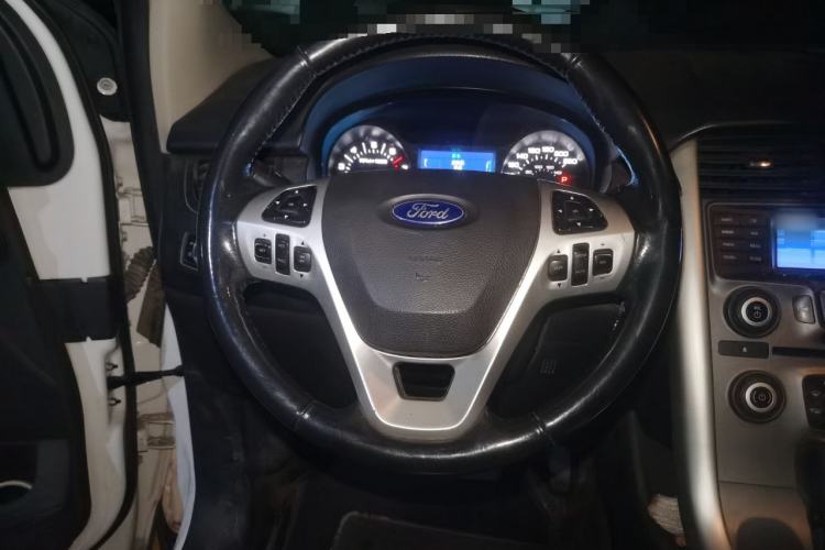 Used Ford Edge 2012 2.0T Elite Sunroof Edition Steering Wheel