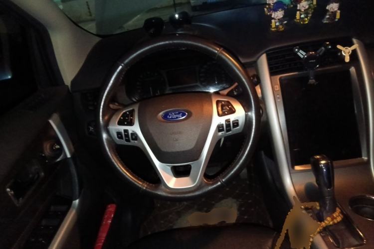 Used Ford Edge 2012 2.0T Elite Sunroof Edition Steering Wheel