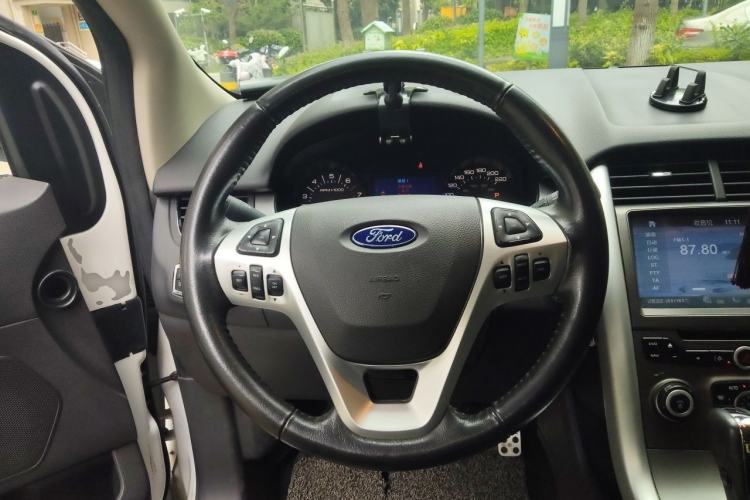 Used Ford Edge 2012 2.0T Elite Sunroof Edition Steering Wheel