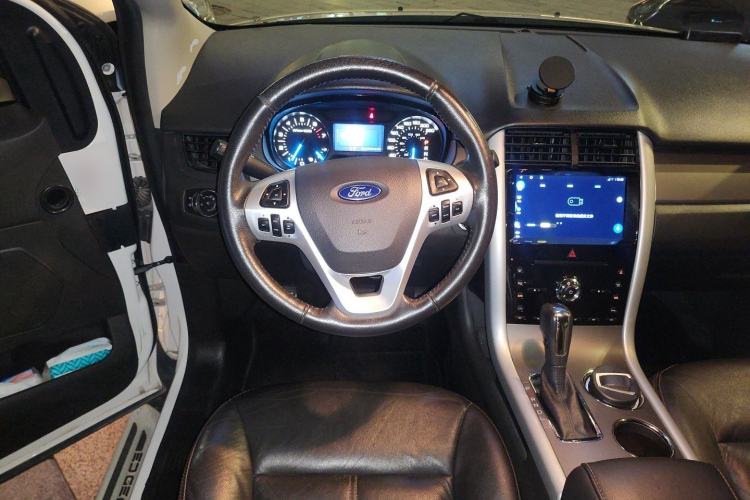 Used Ford Edge 2012 2.0T Elite Sunroof Edition Steering Wheel