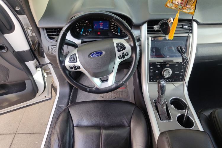 Used Ford Edge 2012 2.0T Elite Sunroof Edition Steering Wheel