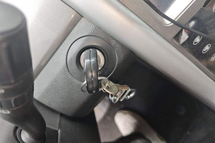 Used Ford Edge 2012 2.0T Elite Sunroof Edition Vehicle Key