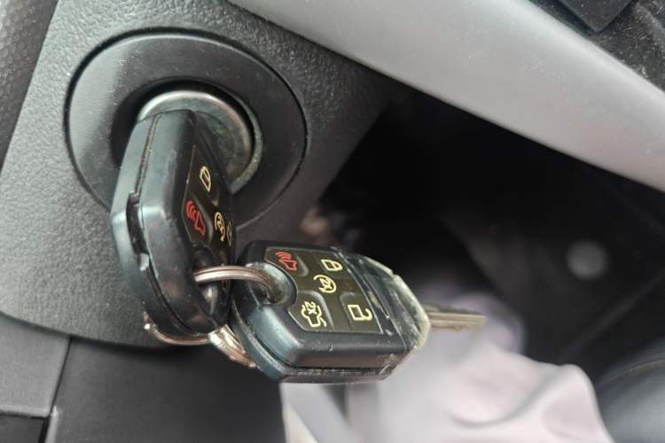 Used Ford Edge 2012 2.0T Elite Sunroof Edition Vehicle Key