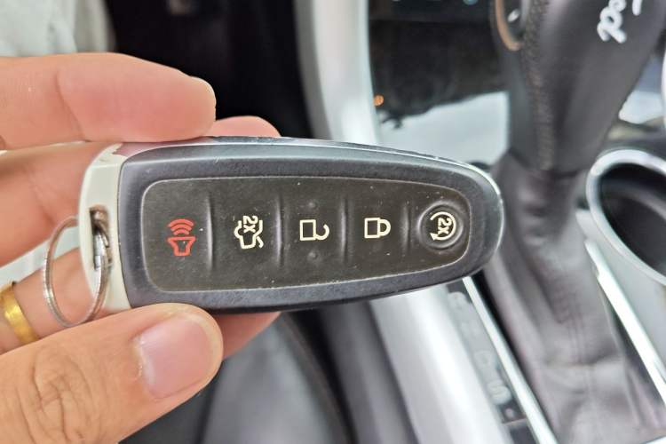 Used Ford Edge 2012 3.5L Zunrui Trim Vehicle Key