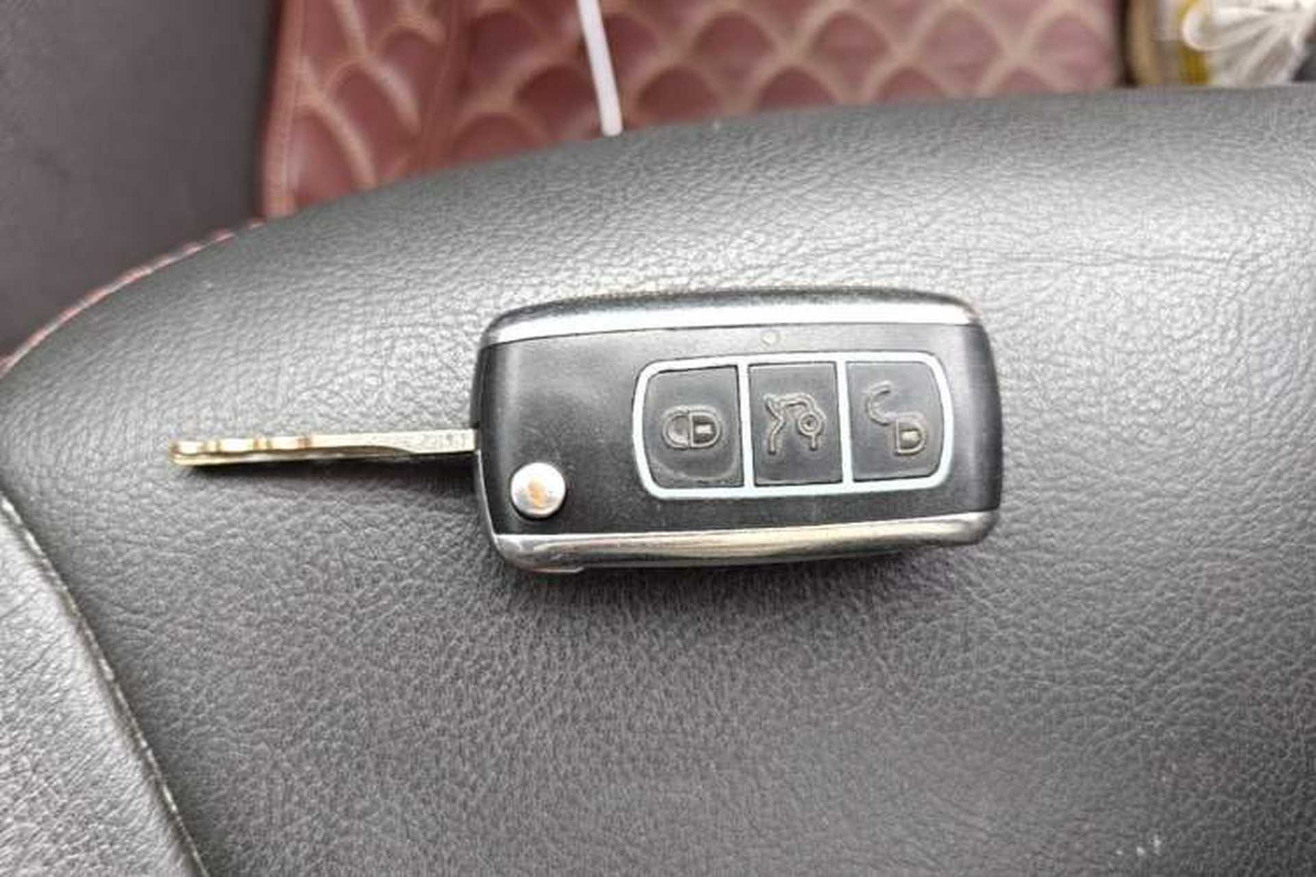 Used Ford Edge 2012 2.0T Elite Sunroof Edition Vehicle Key