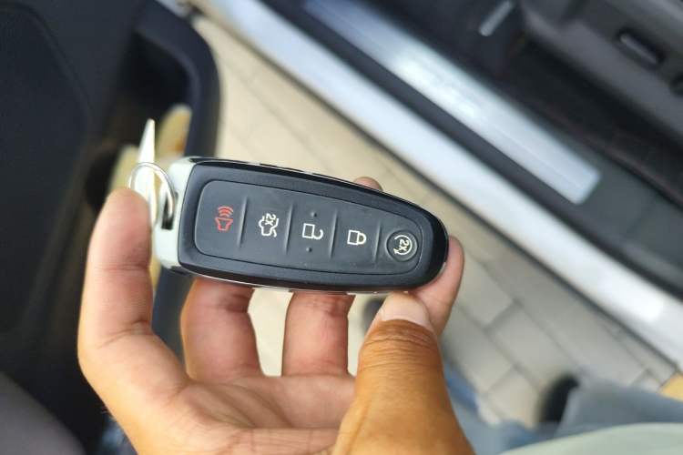 Used Ford Edge 2012 3.5L Zunrui Trim Vehicle Key