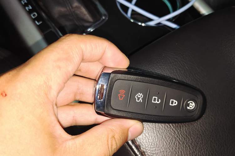 Used Ford Edge 2012 2.0T Zunrui Trim Vehicle Key