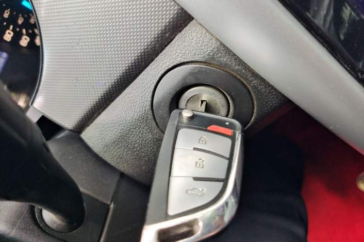 Used Ford Edge 2012 2.0T Elite Sunroof Edition Vehicle Key