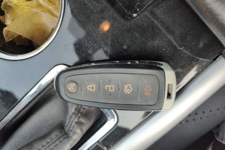 Used Ford Edge 2012 2.0T Zunrui Trim Vehicle Key