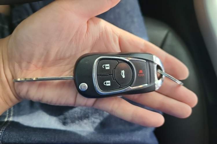 Used Ford Edge 2012 2.0T Elite Sunroof Edition Vehicle Key